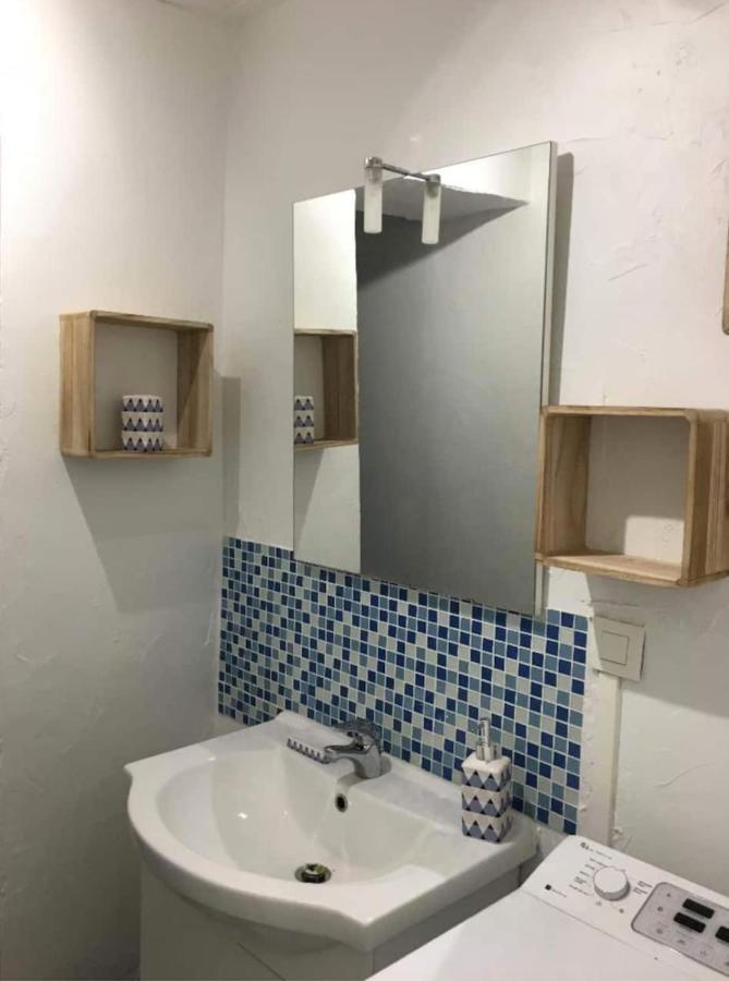 Cosy Apartment In The Center Of مدينة لا فلوت المظهر الخارجي الصورة